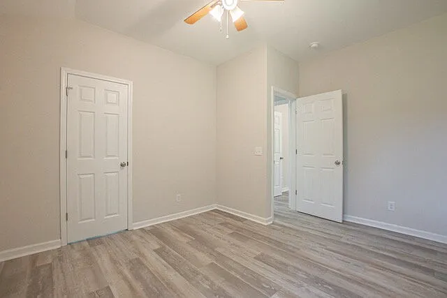 5075 Seymour Rd — Photo 21