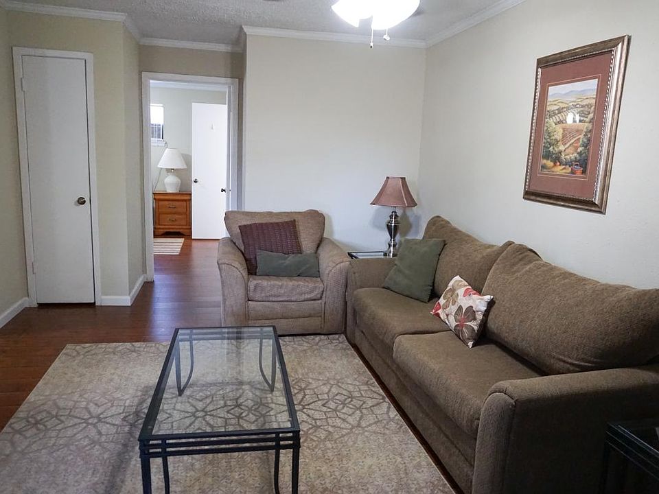 1st image of 4727 W Alabama St Unit 202
