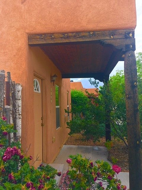 1st image of 4724 Vista Del Sol