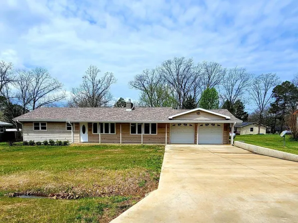 1231 East Crest Drive, Houston, MO 65483