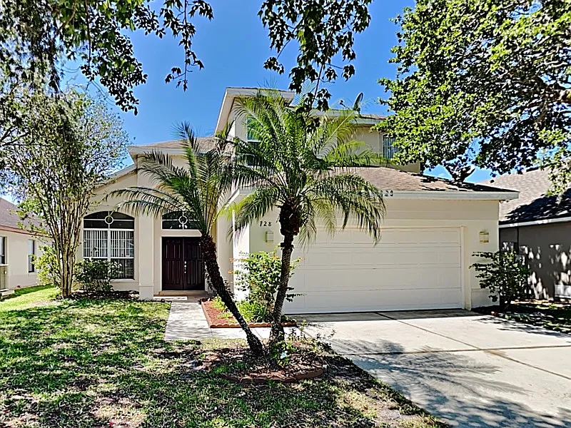 728 Hardwood Cir