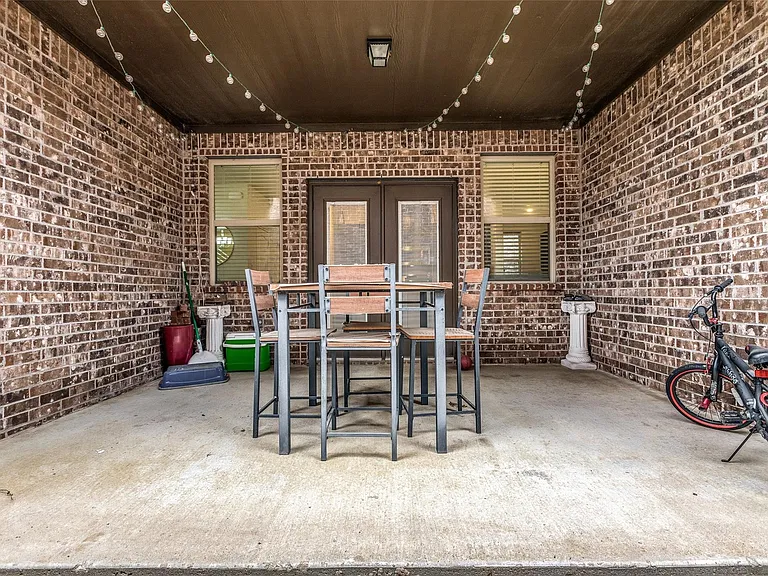 2416 Evening Stone Dr — Photo 26