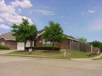 1st image of 716 Sunflower Ln