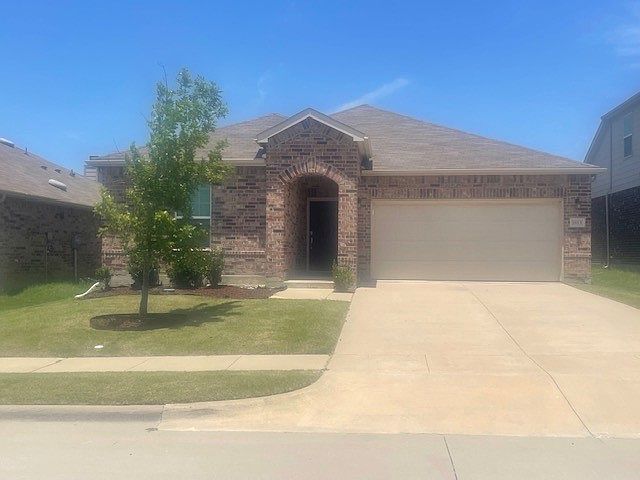 1st image of 1813 Trace Dr
