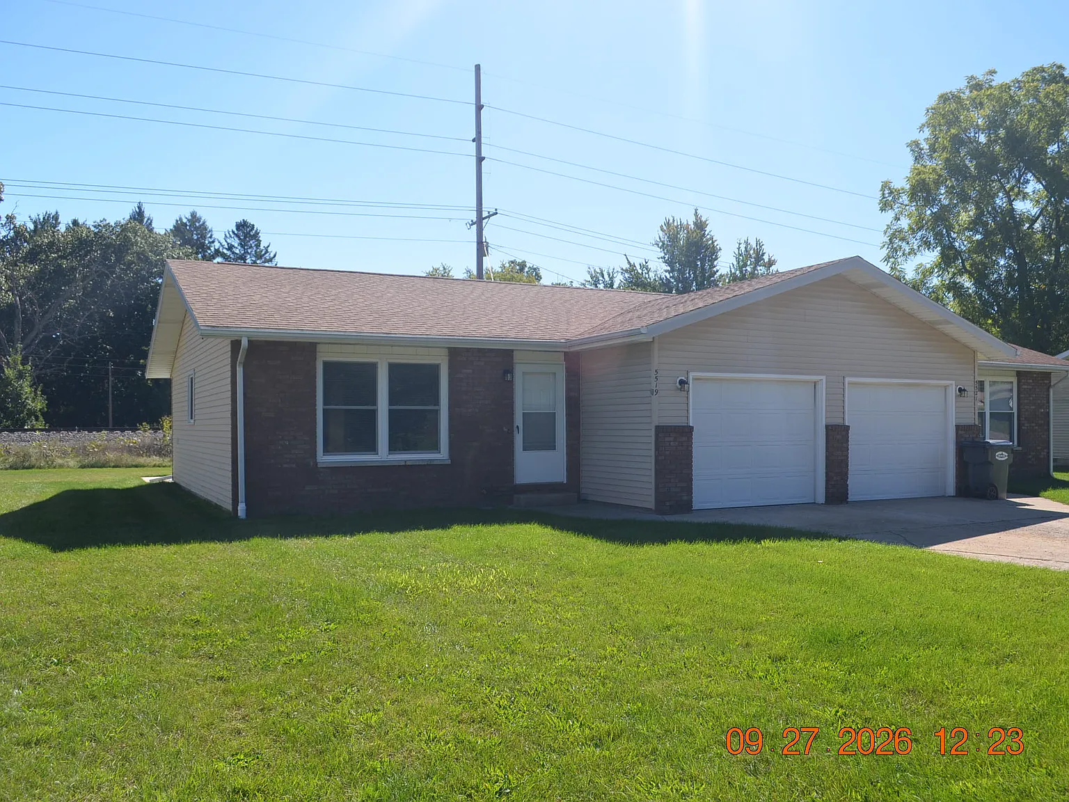 2 bed, 896 sqft, $1,250 — Photo 2