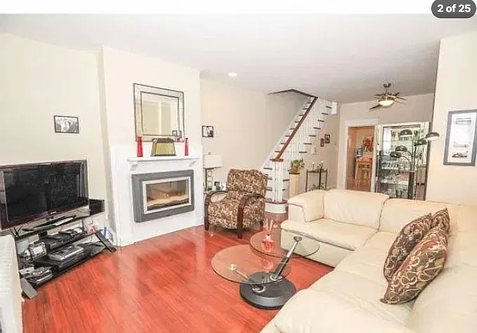 3 bed, 1250 sqft, $1,356 — Photo 4