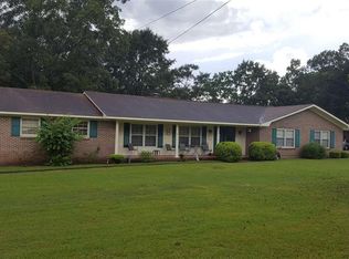 604 Lakewood Dr, Dothan, AL 36301