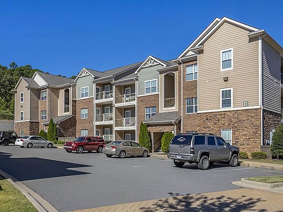 Chenal Pointe - Exterior