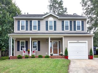 1207 Brittany Point Ct, Apex, NC 27502