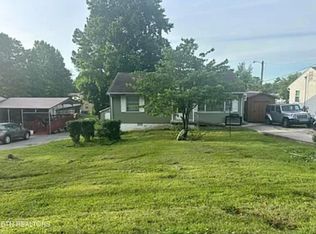 2810 Cecil Ave, Knoxville, TN 37917