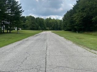 7 Nezbar Dr, Warren, OH 44481