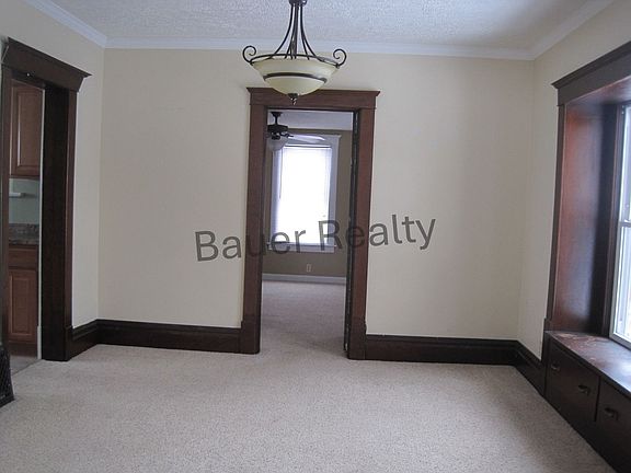 3rd image of 800 Myers Ave