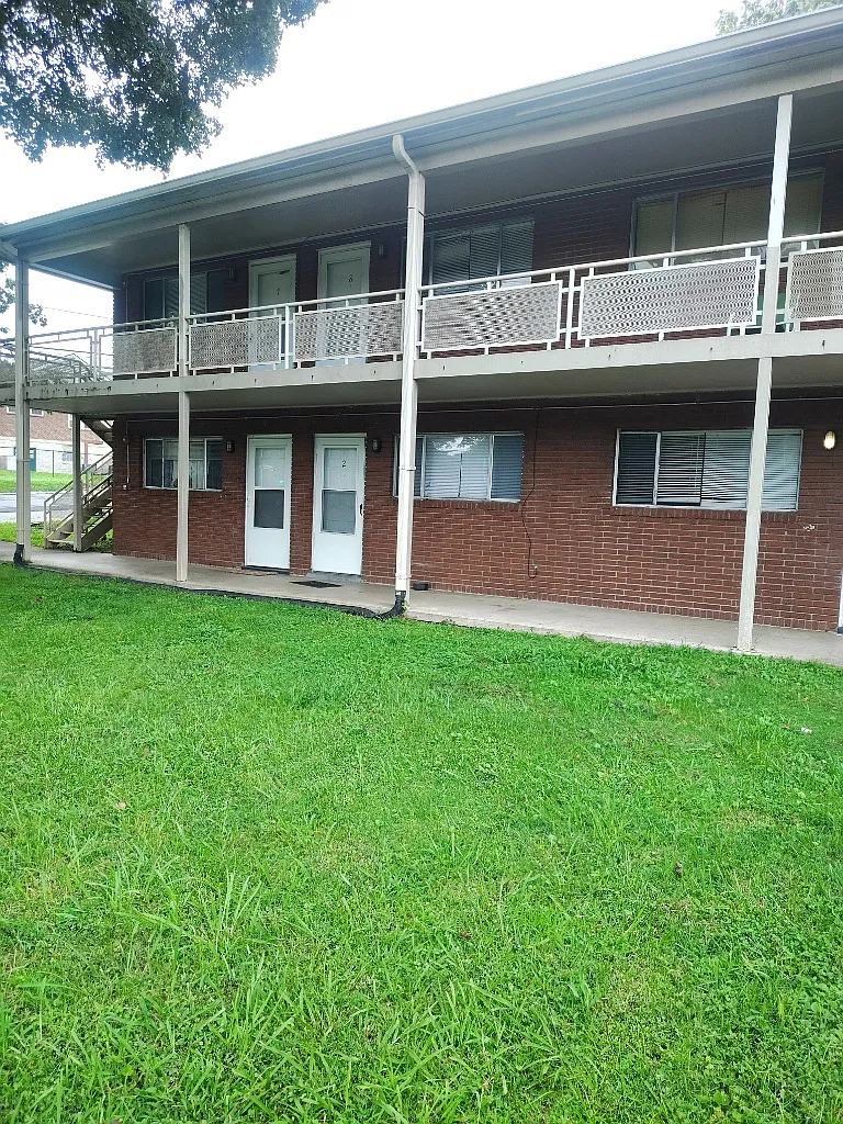Holston Apartments — Photo 3