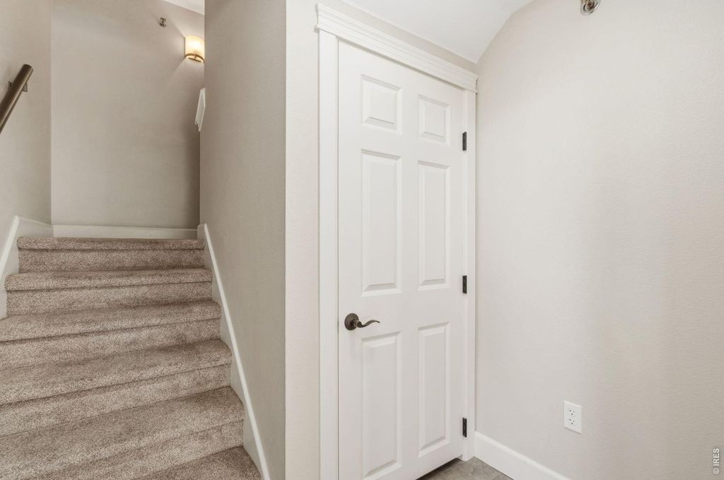 401 Mason Ct #201