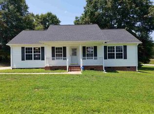 2 Barnett St, Lyman, SC 29365