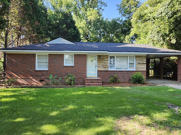 2752 Hawthorne Dr — Photo 19