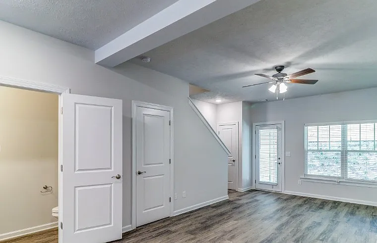 Brighton Park Apartments — Photo 29