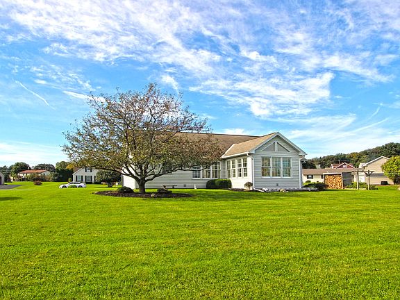 4th image of 5759 Crescent Dr