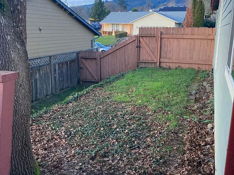 214 Hillsdale Dr — Photo 24