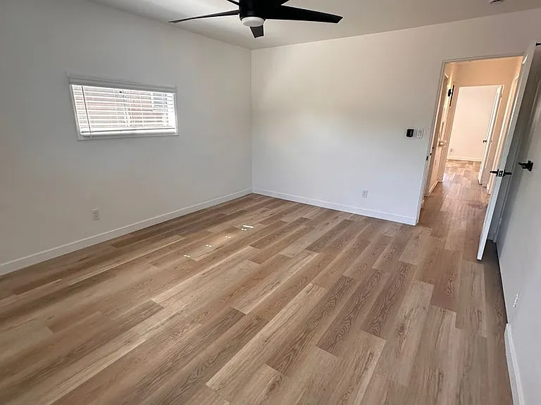 6249-6253 Mary Lane Dr — Photo 48