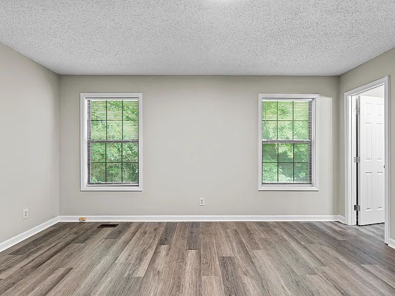 90 Edelweiss Dr — Photo 32