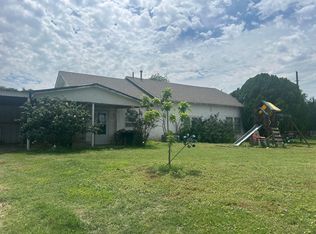 613 N 7th St, Canadian, TX 79014