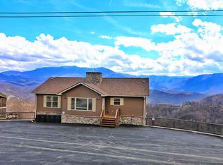 815 Oakley Way, Gatlinburg, TN 37738