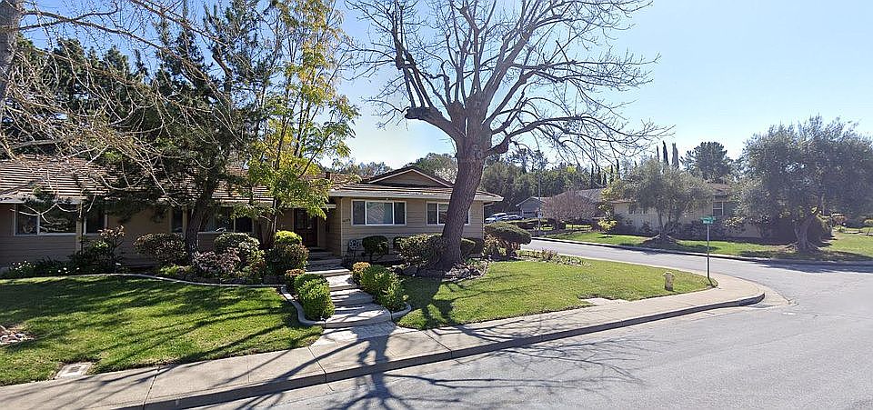 1st image of 46270 Klamath St
