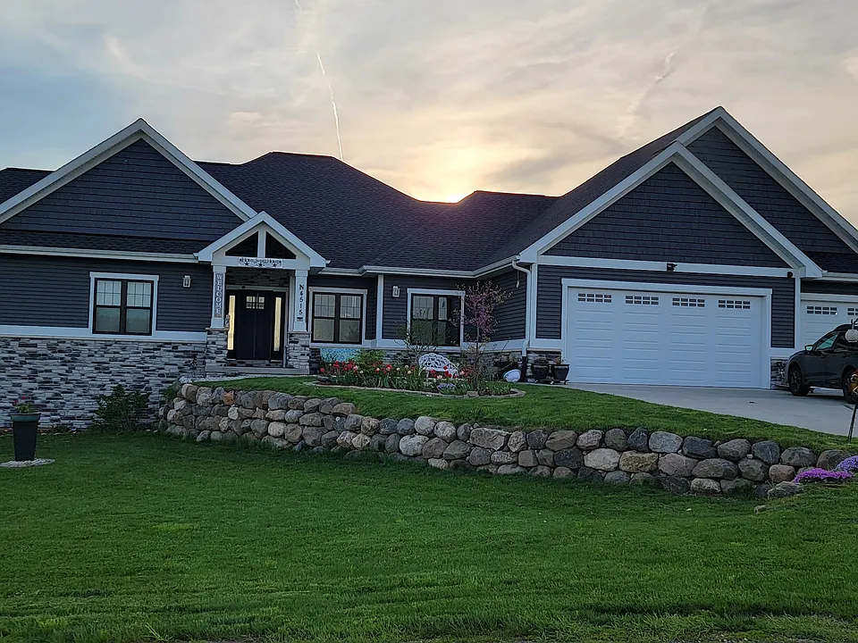 N4515 Prairie Knoll Cir