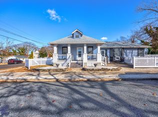 123 Pennsylvania Ave, Somers Point, NJ 08244