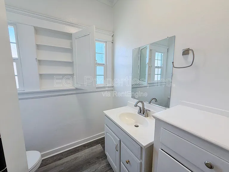 804 N Forest Ave — Photo 16