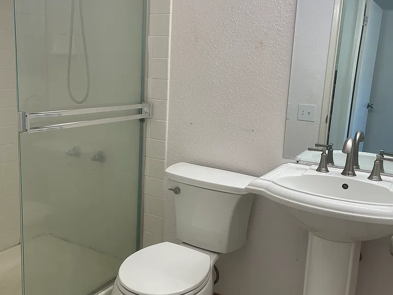 5470 Baltimore Dr #11 — Photo 12