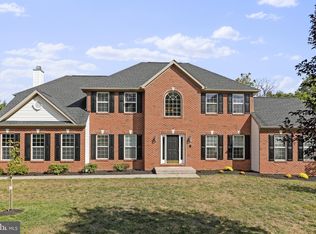 239 Symington Dr, Martinsburg, WV 25404