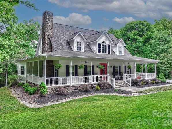 9470 Hutchinson Ln, Charlotte, NC 28216