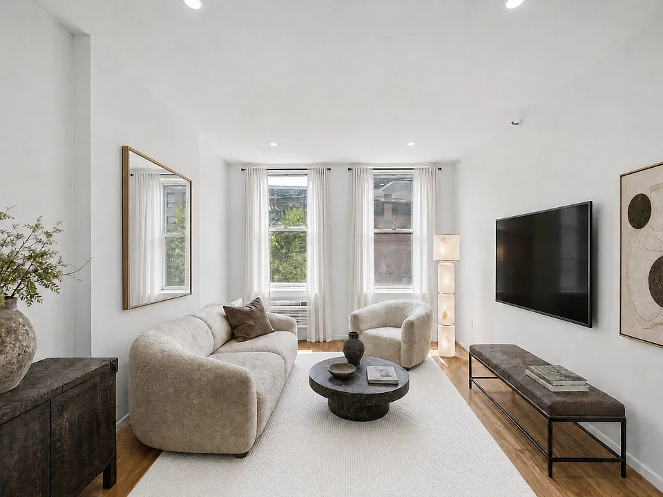 510 Observer Hwy #2E