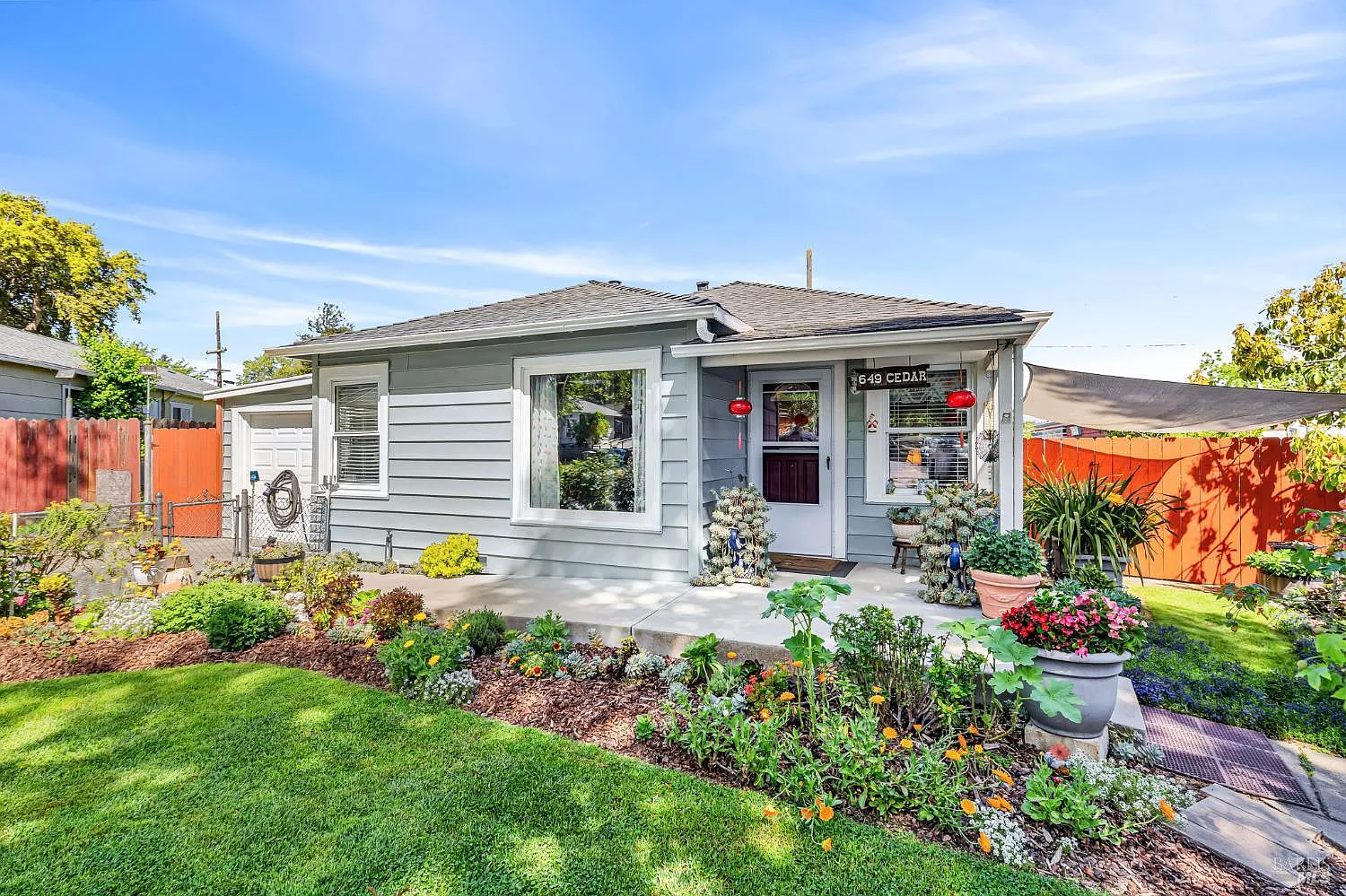 649 Cedar Street photo 1