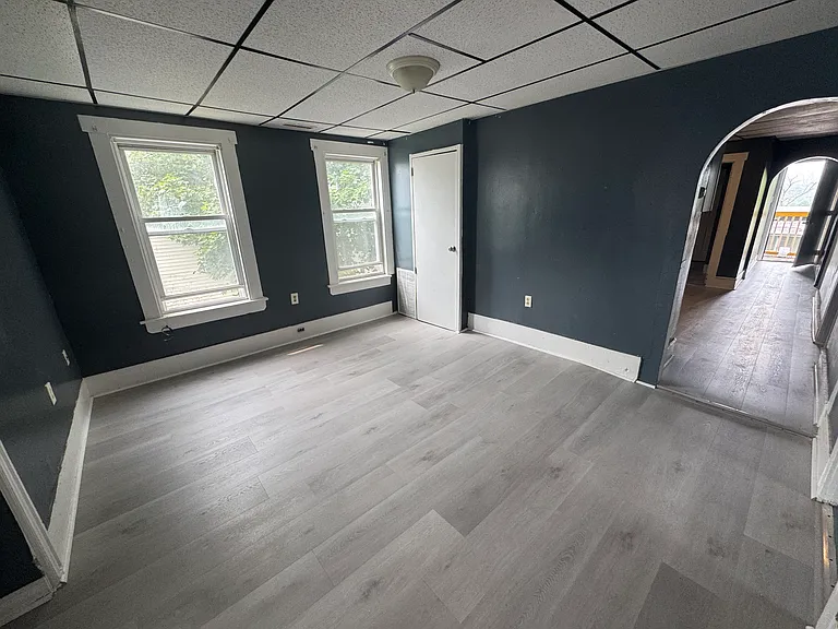 12 Hollywood St #2 — Photo 8