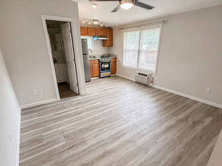 267 Branford Rd #210 — Photo 1