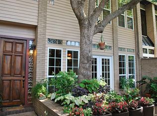 202 Hyde Park Blvd, Houston, TX 77006