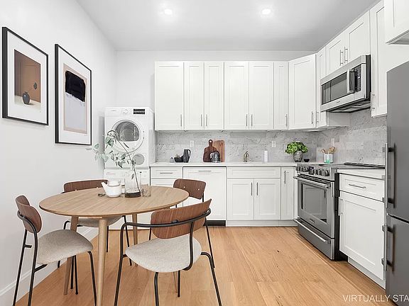 2nd image of 309 Henry St #3
