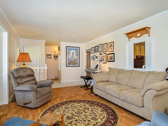 3rd image of 2619 W Tamra Dr