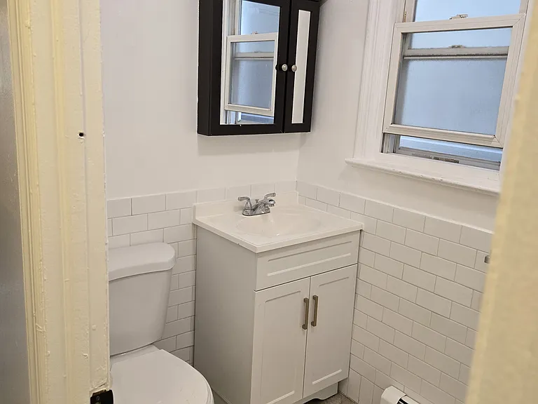 18 Sherwood Ave #1 — Photo 17