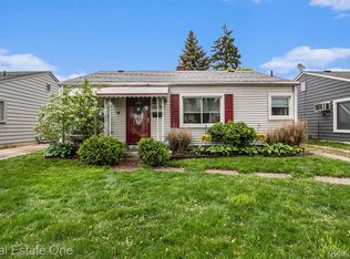 15876 Warwick Ave, Allen Park, MI 48101