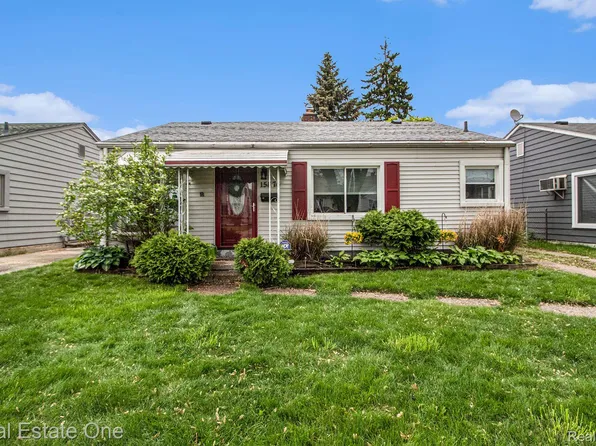 15876 Warwick Ave, Allen Park, MI 48101