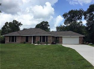 2019 Pond Shore Dr, Angleton, TX 77515