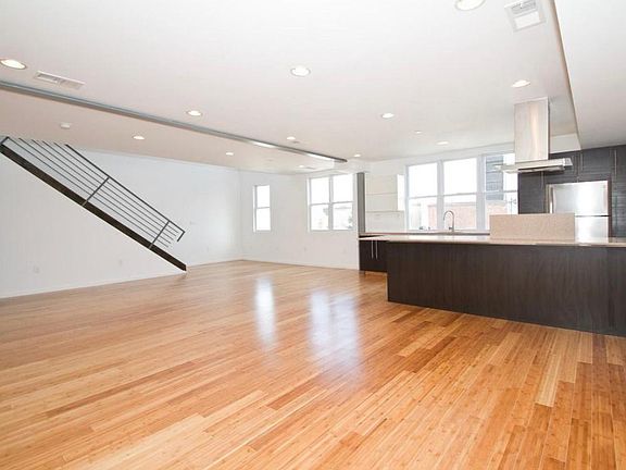 2nd image of 534 E Girard Ave APT 5