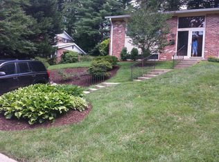 8478 Thames St, Springfield, VA 22151