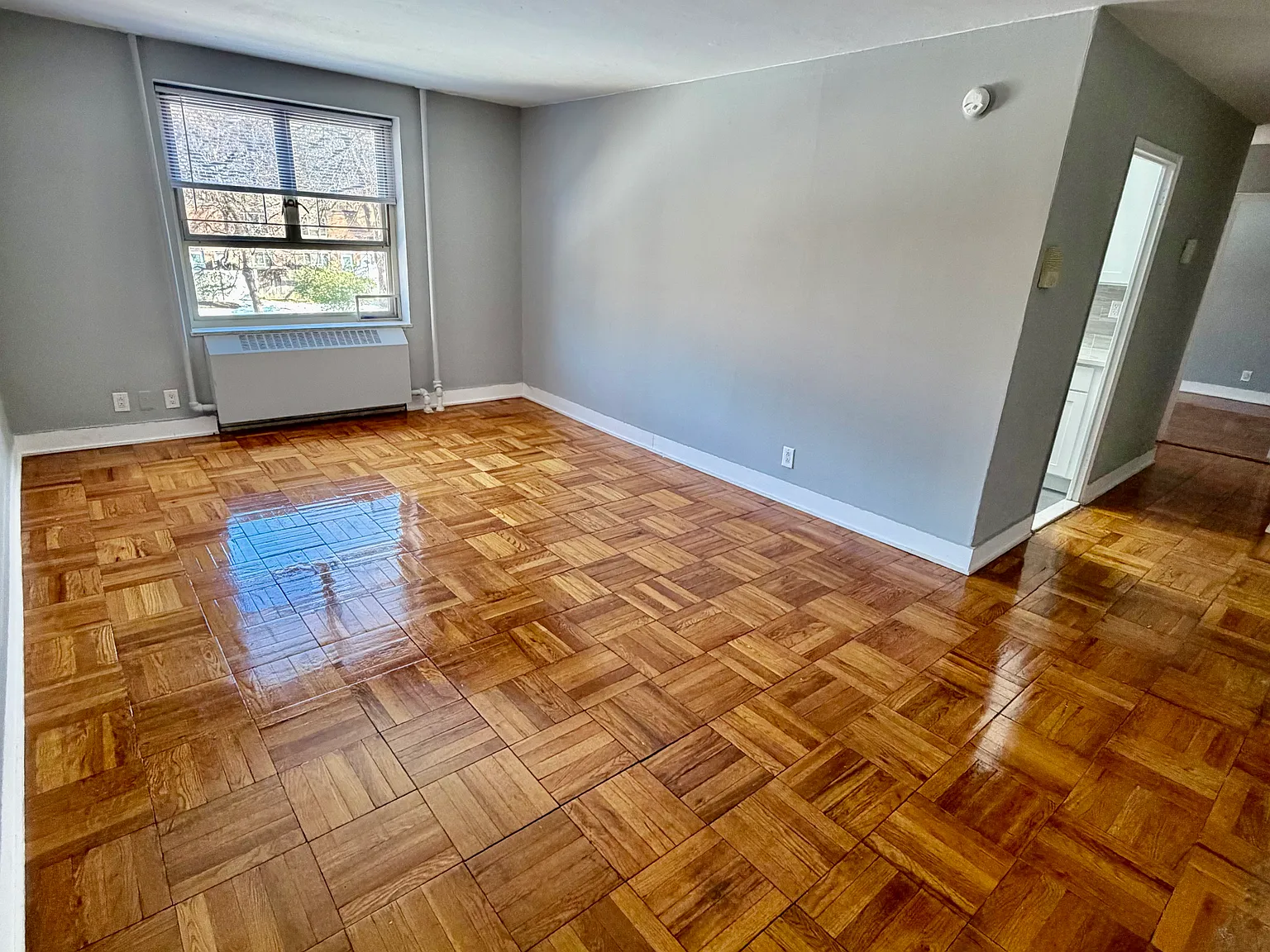 65th Cres, Fresh Meadows — Photo 3