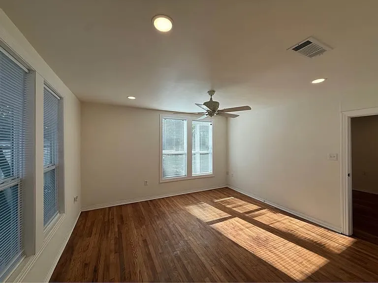 4214 McNutt St — Photo 15