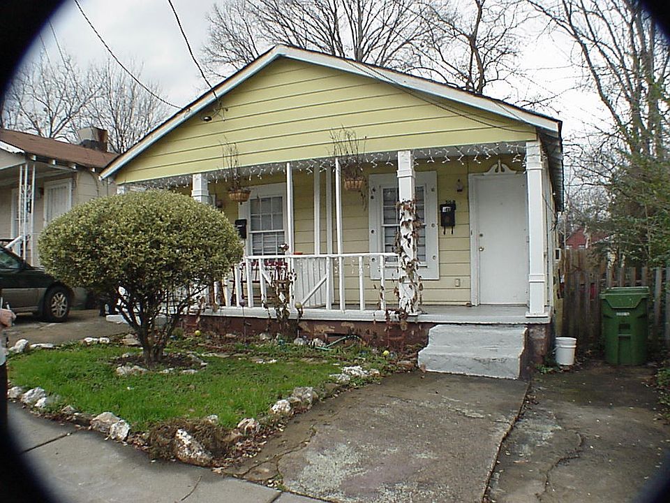 Front View with parking